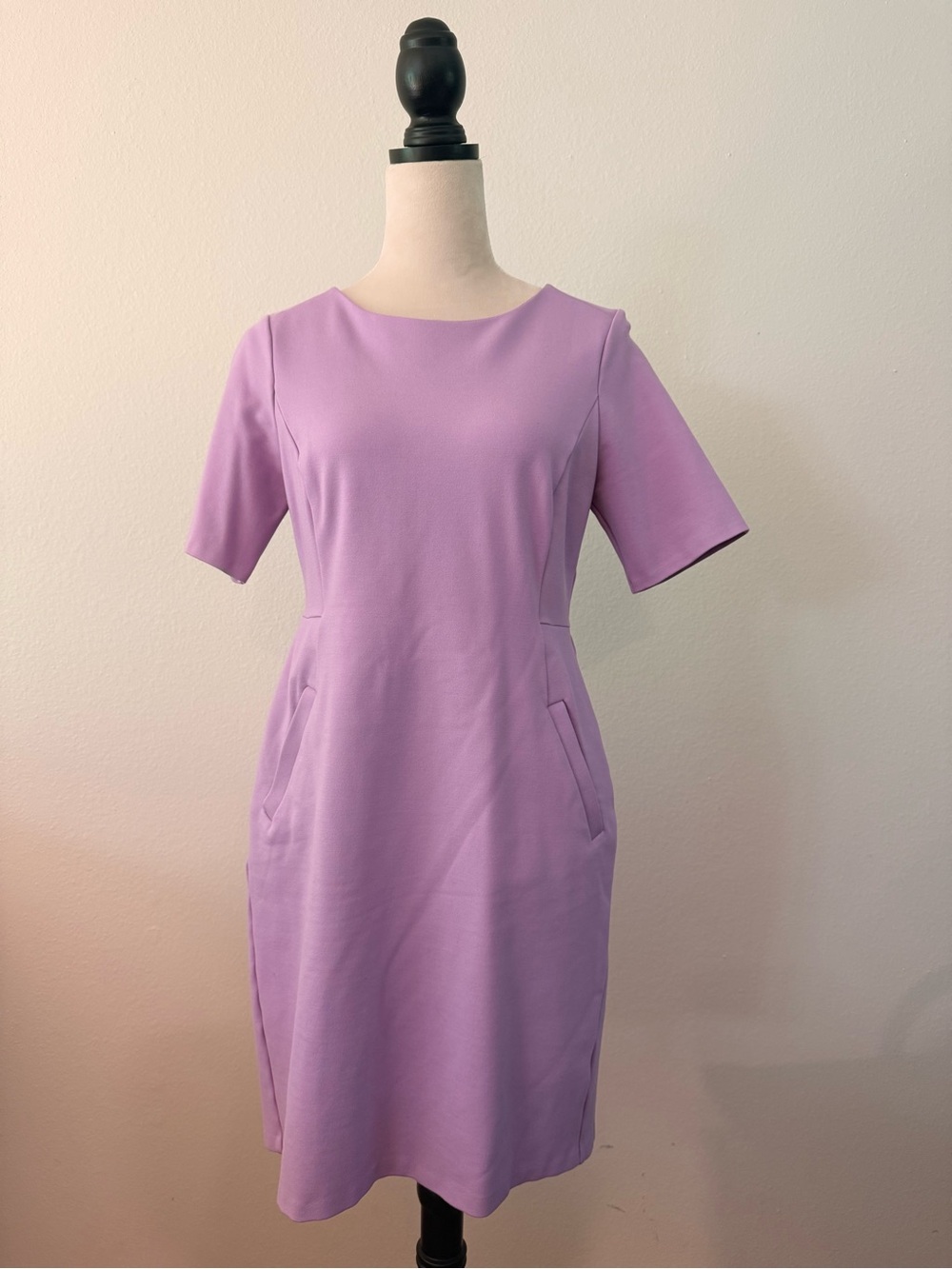 Land’s End Lavender Short Sleeve Sheath Dress